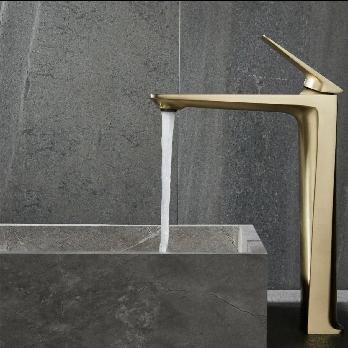 Malina - Modern Nordic Deck Mounted Faucet
